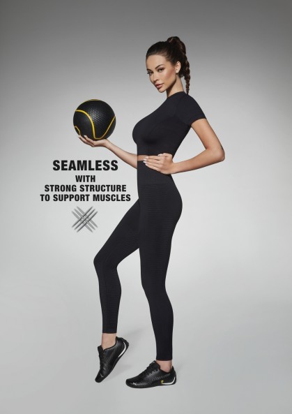 Seamless sports leggings CHALLENGE with a special fabric...