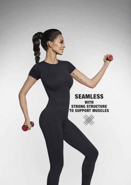 Seamless sports top CHALLENGE-TOP 50 with a special...